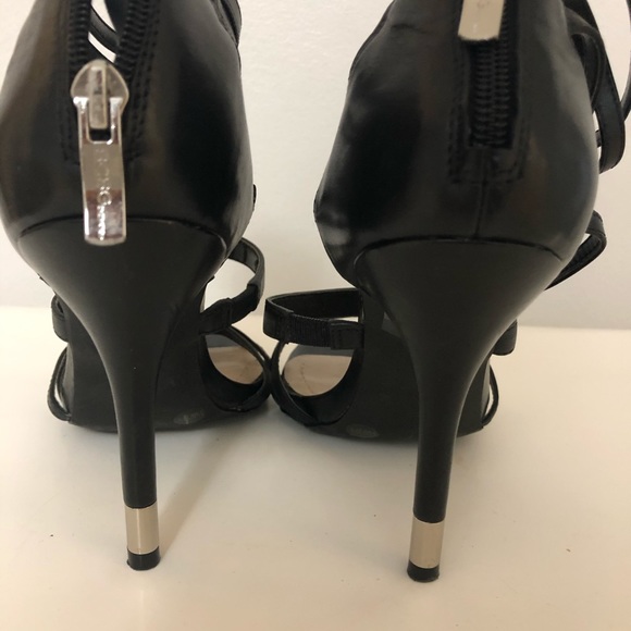 BCBG black high heels sandals - Picture 7 of 7